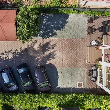 Bella 2m Guest house 3*